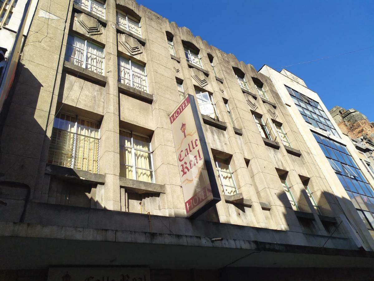 Calle Real Medellin Hotel Exterior foto